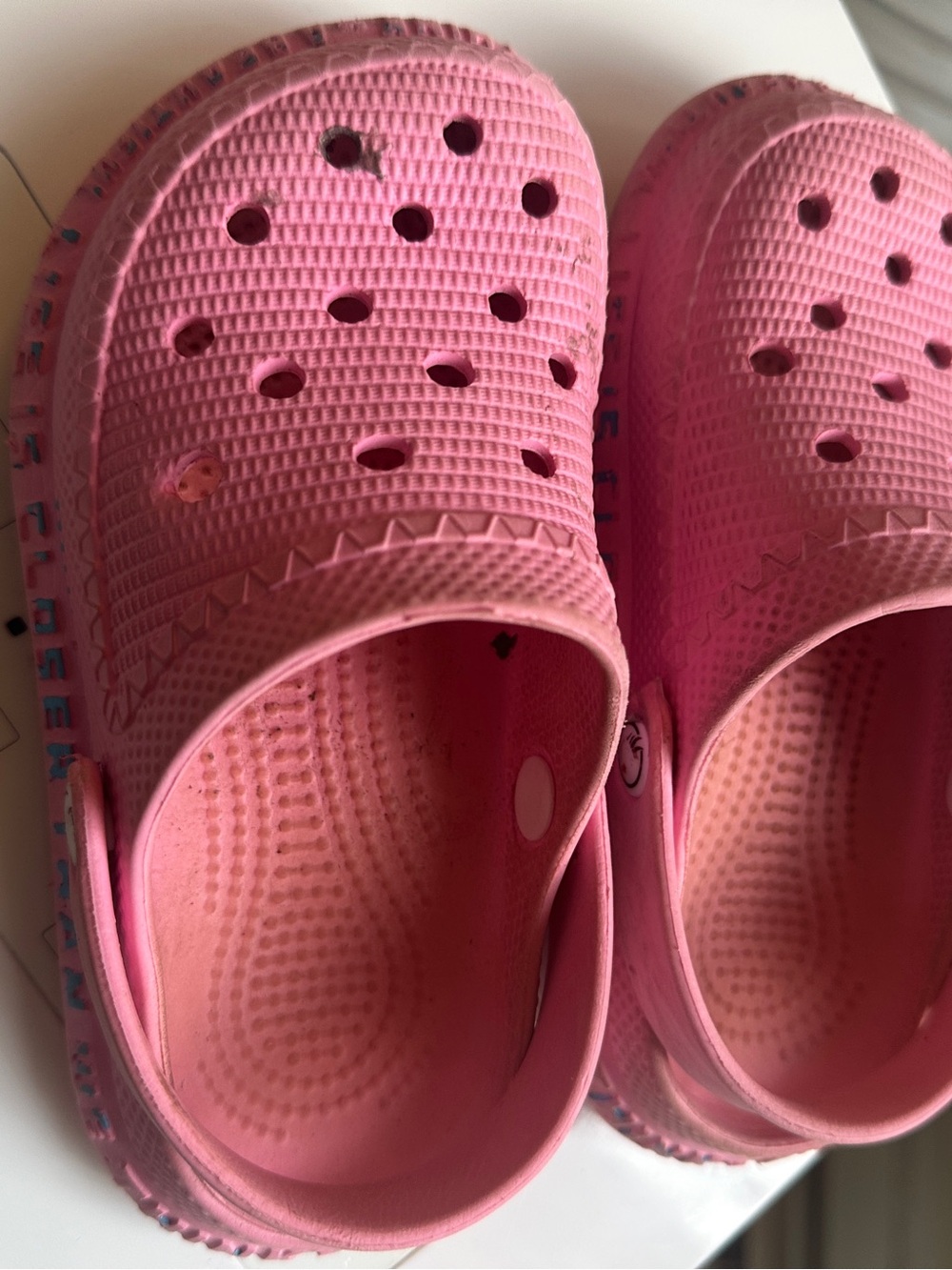 Size 11 clogs good condition